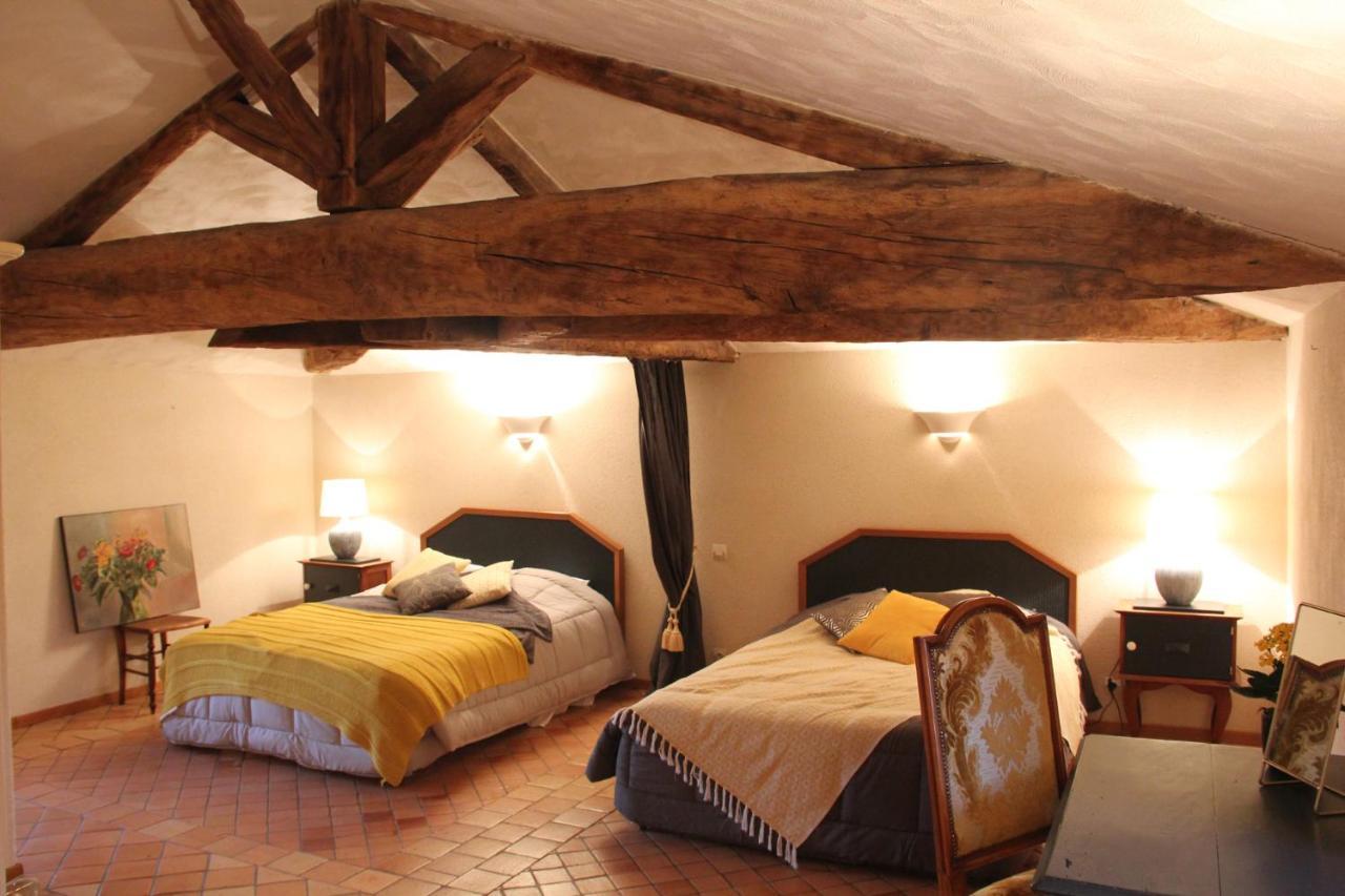 Les Chambres D'Hotes De La Metairie Du Bourg เลแซร์บิเย ภายนอก รูปภาพ